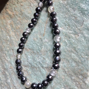 ลูกปัดเพชรโมอิสซาไนต์สีดำและสีขาวขนาด 8 นิ้ว แบบเจียระไนเหลี่ยมเพชรพลอย สำหรับช่างทำเครื่องประดับ ขนาด 6.50 มม. และสินค้าประเภทอื่นๆ เกรด AAA - Product Image 1