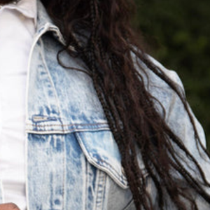 Chaqueta Vaquera Azul para Mujer, Chaqueta de Mezclilla con Bordado, Cierre de Botones, Manga Larga, Ropa Casual de Moda, Prenda Exterior Elegante para Uso Diario - Product Image 4