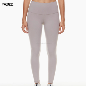 กางเกงเลกกิ้งออกกำลังกายสำหรับผู้หญิง ยี่ห้อ TWILL SPORTS ผลิตจากผ้าสแปนเด็กซ์/โพลีเอสเตอร์/คอตตอน เอวสูง ระบายอากาศได้ดี ไร้ตะเข็บ ผ้าถักน้ำหนัก 220 กรัม - Product Image 2