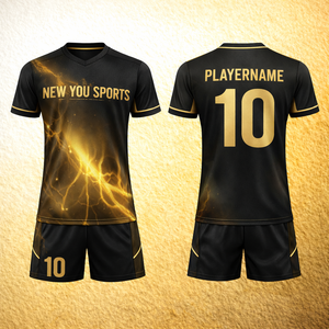 ชุดฟุตบอลแบบซับลิเมชั่นพร้อมกางเกงขาสั้น  พร้อมชื่อทีมและหมายเลขผู้เล่น - Product Image 1