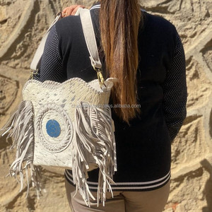 กระเป๋าสะพายพาดลำตัวหนังนิ่มโลหะประดับพู่สไตล์ตะวันตกใหม่กระเป๋าสะพายข้างหนังแท้คุณภาพสูง - Product Image 2