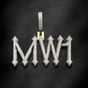 Cadena de Lujo Estilo Flecha con Nombre, Colgante de Diamantes Moissanita Iced Out, Joyería de Declaración Hip Hop - Product Image 1