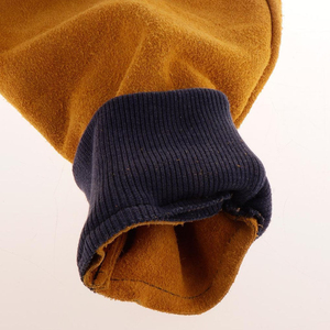 Mangas de Soldadura Reforzadas y Cosidas, de Cuero Vacuno de Primera Calidad, para las Más Altas Exigencias - Product Image 3