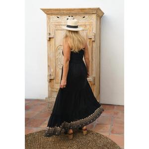 Robe longue noire sans bretelles pour femme, style bohème, avec haut bustier smocké et ourlet imprimé, idéale pour l'été et la plage - Product Image 3