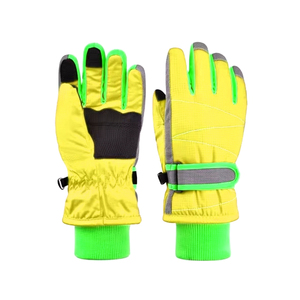 Gants de ski réfléchissants toutes saisons avec protection coupe-vent et imperméable - Product Image 1