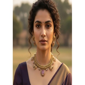 Elegante Juego de Collar y Pendientes Rajwadi de Latón Chapado en Oro de Primera Calidad con Incrustaciones Finas de Kundan, Polki y Moissanita para Mujer, Ideal para Fiestas de Compromiso - Product Image 2