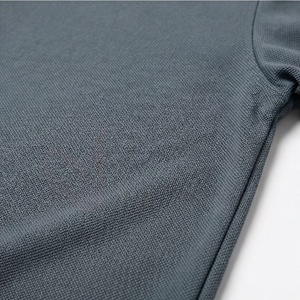 Polo à manches courtes gris pour homme, 100% polyester, tricoté, séchage rapide, uni, coupe classique, boutons - Product Image 5