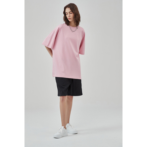 Camiseta Oversize Rosa de Algodón, Ajuste Holgado, Camiseta de Verano Casual con Cuello Redondo, Compra con MOQ Bajo, Camisetas para Mujer - Product Image 4