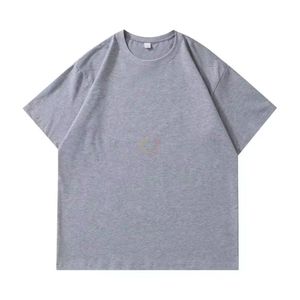 เสื้อยืดผู้ชายสีเทาอ่อน ทรงหลวม คอวี ผ้าฝ้ายย้อมแบบ Bio Washed สวมใส่สบาย ขายส่งเสื้อยืดผู้ชาย - Product Image 1