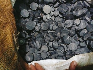 กระดุมเปล่าทำจากเขาควายแกะสลักลายสัตว์ คุณภาพดีเยี่ยม งานฝีมือธรรมชาติ พร้อมคุณสมบัติกันน้ำ - Product Image 3