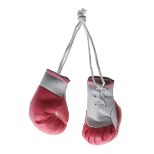 Porte-clés mini-gants de boxe octogonaux personnalisés en cuir souple, respirants, légers et écologiques – Vente chaude - Product Image 4