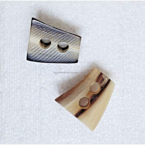 Pure Buffalo Black Horn Alterna las puntas para prendas y otros de la India - Product Image 4