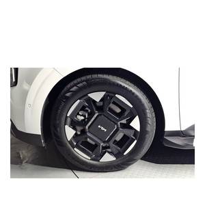 Kia Carnival 2023, 9 Plazas, Versión Signature, 15,145 km, Diésel, Caja de Cambios Automática, Asientos de Cuero, Volante a la Izquierda, Cámara Trasera - Product Image 5