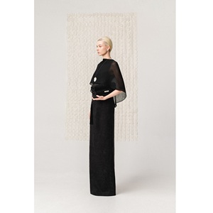 Blouses et chemisiers pour femmes à faible MOQ, col rond, manches courtes, en lin premium, style peplum festonné - Product Image 4