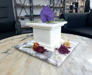 Boîte à mouchoirs en marbre artisanal par NEHA ENTERPRISES, porte-serviettes décoratif haut de gamme pour bureau, hôtel et table à manger - Product Image 1