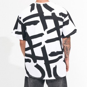 Camiseta de Manga Corta Oversize para Hombre, Cuello Redondo, Diseño Pintado a Mano, Estilo Urbano, Algodón Jersey, Corte Regular - Product Image 2