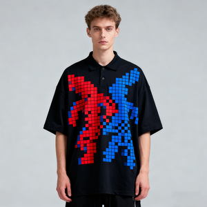 Polo noir pour homme avec imprimé de personnage pixelisé, manches courtes, décontracté, en coton Oxford respirant, logo sur le devant - Product Image 1
