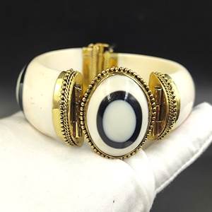 Bracelets en laiton faits main par des designers de premier plan avec os poli, exportateur indien, bijoux en gros, bracelets en os de buffle au prix cible - Product Image 5