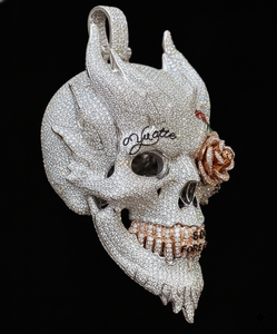 Colgante de Joyería Premium de Plata 925 con Incrustaciones de Diamantes, Diseño de Calavera Demoníaca Night King Ice Walker, Estilo Hip Hop, Bicolor, con Dientes Grabados Personalizados - Product Image 2