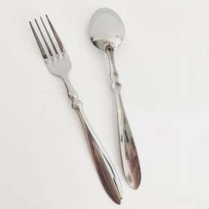 Ensemble de couverts en acier inoxydable au look luxueux |   Couverts polis pour hôtels, mariages et restaurants haut de gamme - Product Image 3