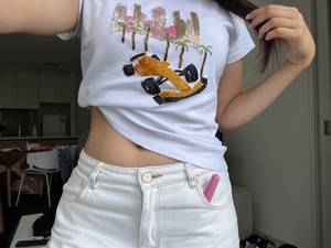 เสื้อยืดผ้าฝ้ายปักลายต้นปาล์มรถแข่งสีเหลืองสำหรับผู้หญิง แขนสั้น ฤดูร้อน ขายส่งสำหรับผู้ค้าต่างประเทศ - Product Image 1