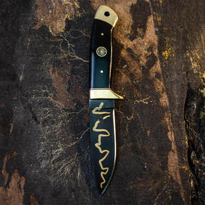 Cuchillo de Caza Táctico Multifuncional Portátil PAK ENTERPRISES con Hoja de Acero de Damasco con Patrón de Escalera y Punta Caída - Product Image 2