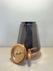 Distributeur d'eau en cuivre pur à double tonalité et facettes, 5L, gris bronze, Matka géométrique, étanche, en métal, pour camping, avec robinet - Product Image 6