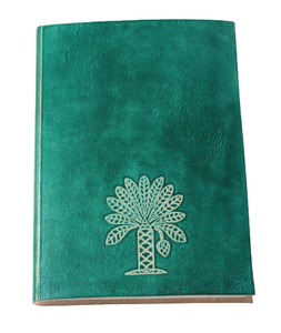 Diario de Tapa Dura de Cuero Verde Vintage al por Mayor, Encuadernación Cosida, Símbolo de Plátano en Relieve, 100 Hojas de Papel de Cabra TC - Product Image 1