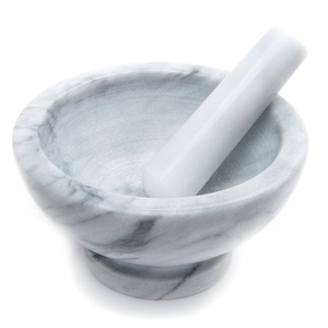 Mortero y pilón de mármol natural de color blanco, elaborados a mano, ideales para uso diario y como regalo para cocinar. - Product Image 1