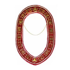 Collier maçonnique fait main de la Charte Royale, en velours rouge avec emblème doré, pour la loge, brodé, pour cérémonies formelles - Product Image 1