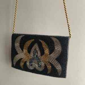 Sac fourre-tout promotionnel artisanal de luxe indien fait main, forme baguette, perles de verre multicolores, décontracté et durable - Product Image 1