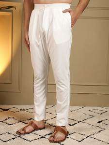 ชุดคุรตะแบบดั้งเดิมสำหรับผู้ชายรุ่นล่าสุด สำหรับงานปาร์ตี้ ทำจากผ้าฝ้ายเนื้อหนา พร้อมงานปักลายกระจกอย่างประณีตและกระดุมแฟนซี - Product Image 6