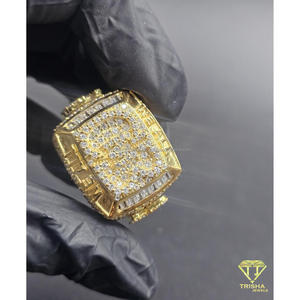 Anillo de plata 925 con diamante cultivado en laboratorio, tono dorado, joyería brillante estilo hip hop para minoristas. - Product Image 3