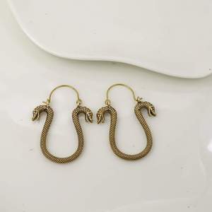 Pendientes Colgantes Vintage con Forma de Serpiente, Chapados en Oro Antiguo, de Latón, Joyería Unisex, Pendientes de Moda con Patrón Animal - Product Image 2