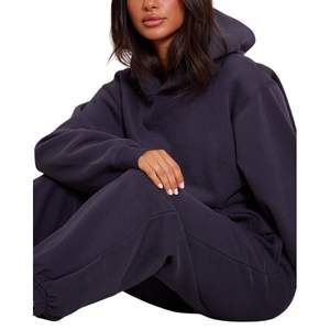 ชุดวอร์มผู้หญิง น้ำหนักเบา สกรีนโลโก้ได้ ชุดจ็อกเกอร์คุณภาพสูง ชุดกีฬา 2 ชิ้น และแฟชั่นลำลอง รับผลิตแบบ OEM ขายส่ง - Product Image 3