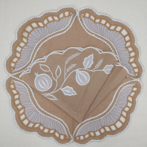 Servilletas de Lino Blancas Bordadas, Decoración de Mesa Hecha a Mano de Estilo Clásico para Decoración de Mesa del Hogar y Bodas - Product Image 5