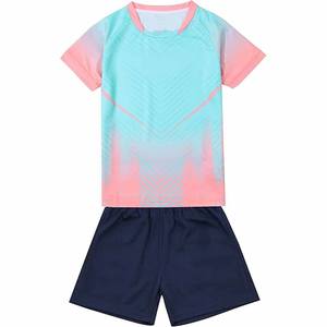 ชุดฟุตบอลคุณภาพสูงแบบขายส่ง OEM ระบายอากาศได้ดี ผลิตจากโพลีเอสเตอร์ พิมพ์ลายแบบ Sublimation  นำเข้าโดย Dress Sports - Product Image 1