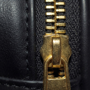 Neceser de Viaje de Cuero de Lujo, Ecológico, Reutilizable, de Gran Capacidad, con Cierres Dorados para Hombre - Product Image 3