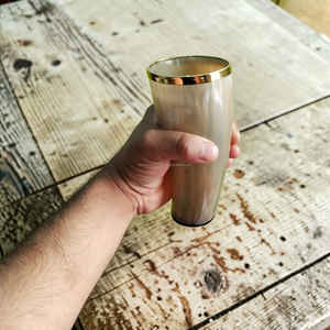 Taza de cuerno de buey auténtica hecha a mano con borde de latón a precio económico. - Product Image 5