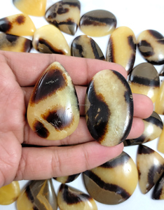 ราคาขายส่งพลอยเซปตารีนสีเหลืองธรรมชาติแบบคาโบชอง ขนาดปรับแต่งได้ สำหรับทำเครื่องประดับ คริสตัลสโตน - Product Image 6