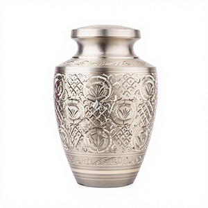 Urne funéraire élégante et moderne en aluminium blanc avec bande florale dorée, faite à la main, capacité 3-4L, impression personnalisée, commémorative - Product Image 4