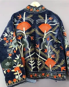 Veste en velours bleu marine artisanale de qualité supérieure pour femmes, élégante, bohème chic, ethnique, à col ouvert, manches longues, manteau d'hiver - Product Image 2