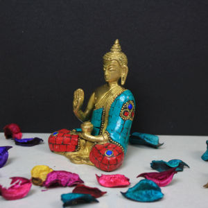 Nirmala Handicrafts - Estatua de Buda Religiosa de Latón con Acabado en Piedra, Hecha a Mano, Ovalada, Decoración para el Hogar, Modelo NHA02907, de Rajasthan - Product Image 3