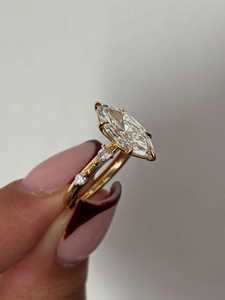 Bague de fiançailles avec diamant de laboratoire de taille marquise de 3 carats – Certifiée IGI, or massif 14 carats - Product Image 3