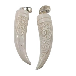 Fournisseur authentique en vrac vendant les derniers bijoux de mode de qualité supérieure bijoux incrustés d'os pendentifs gravés de l'Inde - Product Image 1
