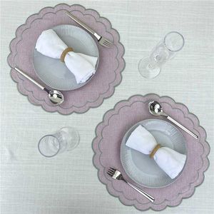 Set di 4 tovagliette in lino e cotone con ricamo floreale a festoni, 38 cm, tessuto con trama in lino naturale, lavabili in lavatrice - Product Image 1