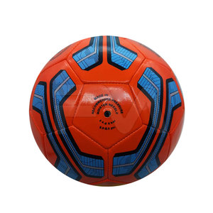 Ballon de football en cuir de qualité supérieure, durable, fabriqué au Pakistan, cousu à la machine, en vente en ligne - Product Image 3