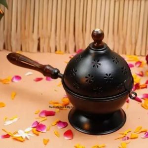 Quemador de incienso metálico con acabado antiguo, quemador de incienso tradicional para fragancia de Oud, adorno decorativo para interiores. - Product Image 5