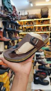 Nouvelles sandales plates de sport de plage pour hommes, style classique, antidérapantes, à bout fermé, synthétiques, légères et imperméables - Product Image 2