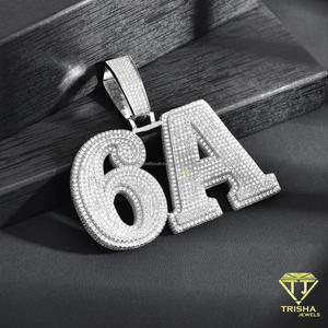 Cadena cubana de lujo con moissanita 6A, joyería personalizada con placa de identificación, letras llamativas y detalles de piedras brillantes. - Product Image 6